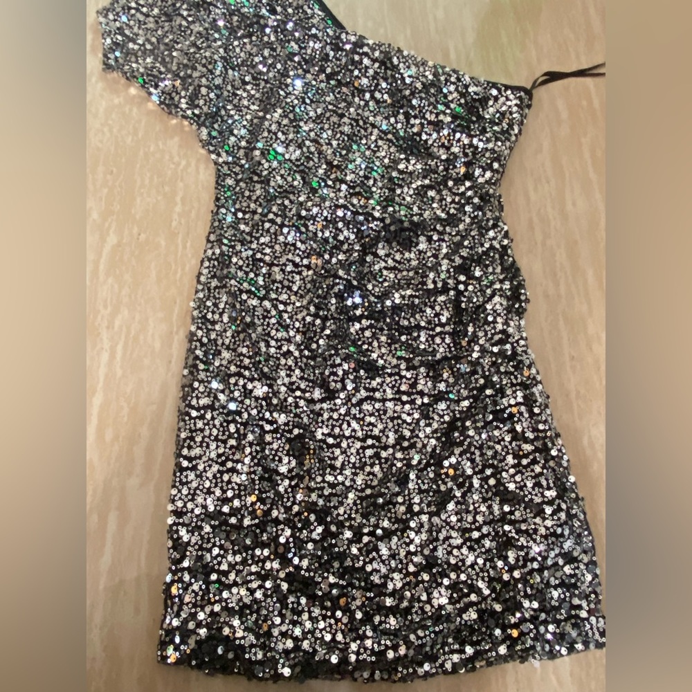 Black aand white sparkling dress